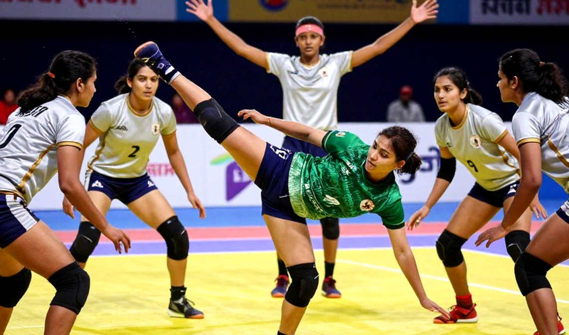 চার ডিফেন্ডারের ফাঁকে একজন রেইডার: কমনওয়েলথ কাবাডি চ্যাম্পিয়নশিপ ২০২৬-এর লোগো যা বলে, আর যা চেপে যায়
