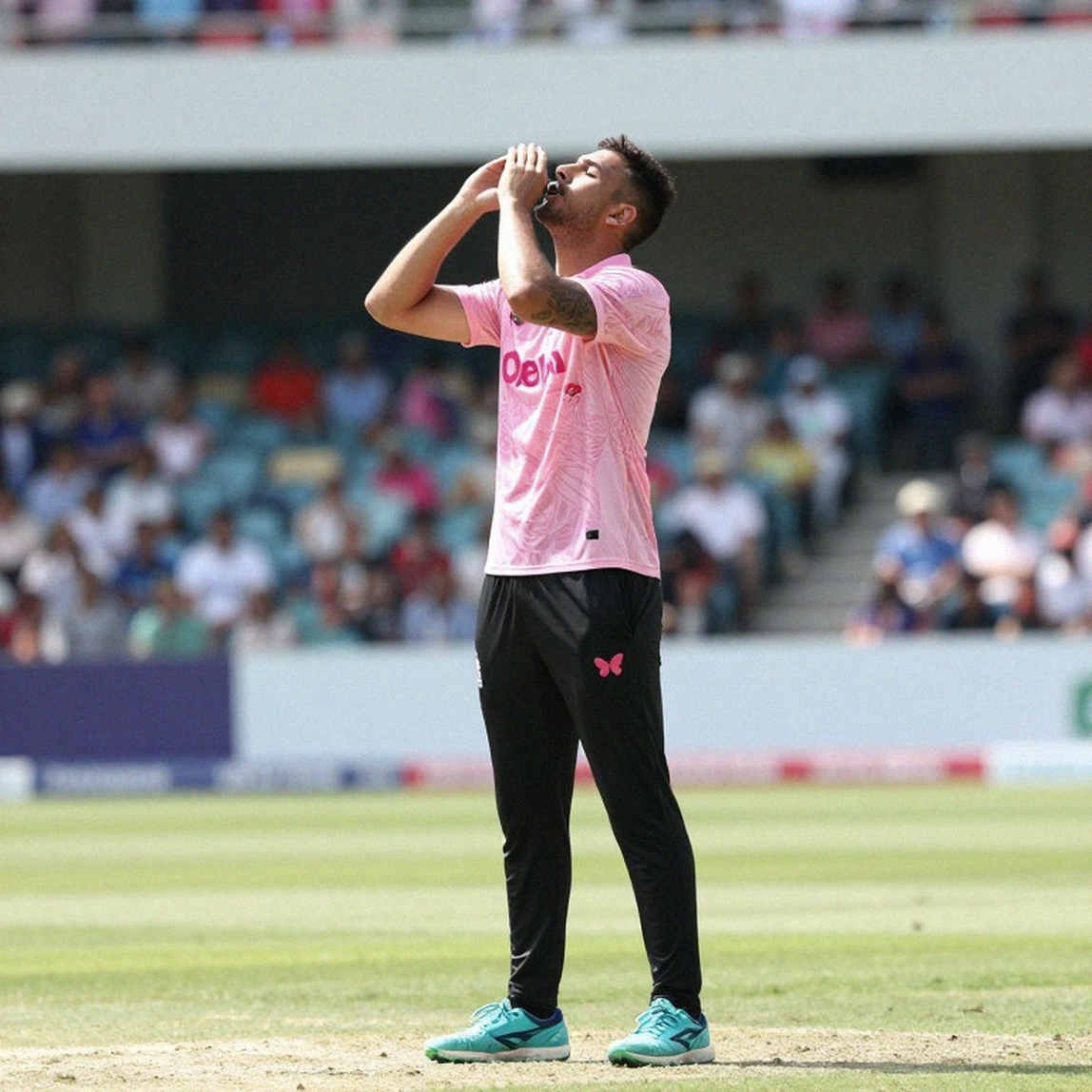 From 6-124 to 390 at Durban: Where Renshaw's 190 Actually Leaves Australia's Selection Quandary From 6-124 to 390 at Durban: Where Renshaw's 190 Actually Leaves Australia's Selection Quandary
