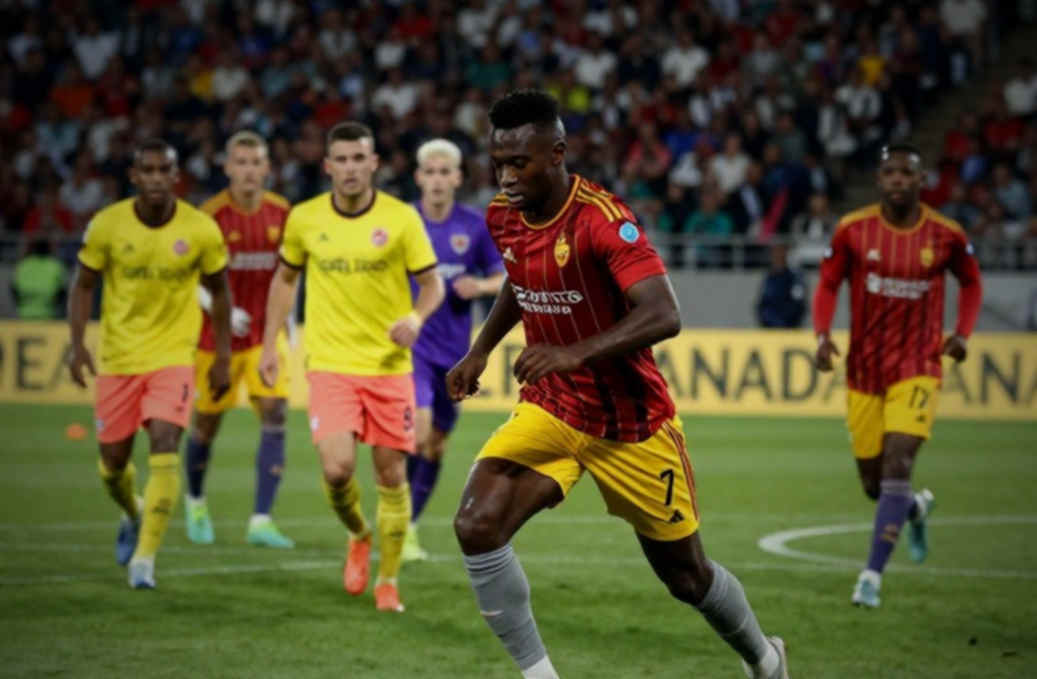 A 36-Year-Old Free Agent and Porto's High Line: The Problem Is the Channel, the Fix Is the Box A 36-Year-Old Free Agent and Porto's High Line: The Problem Is the Channel, the Fix Is the Box