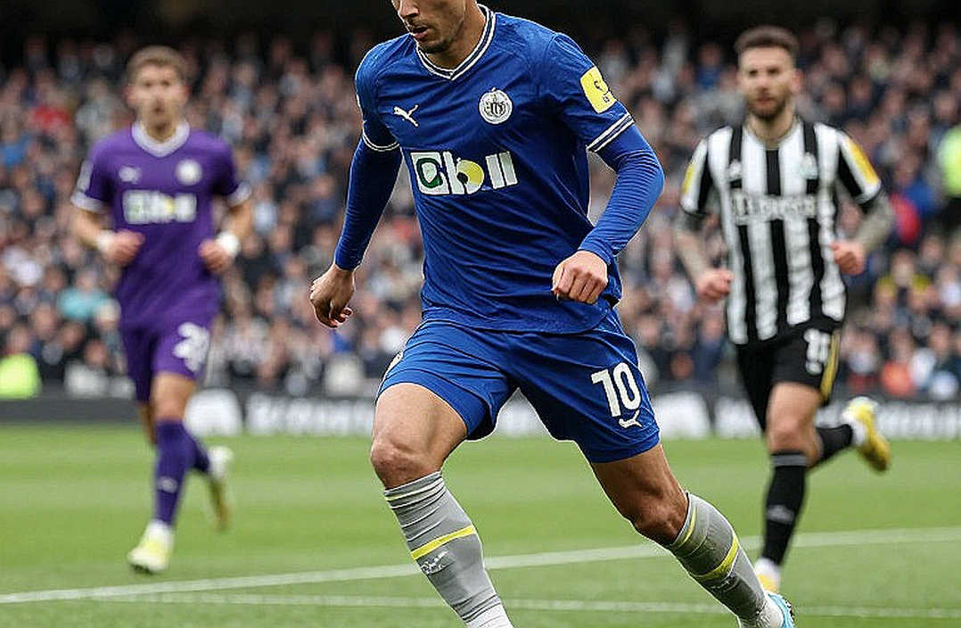 A 36-Year-Old Free Agent and Porto's High Line: The Problem Is the Channel, the Fix Is the Box A 36-Year-Old Free Agent and Porto's High Line: The Problem Is the Channel, the Fix Is the Box