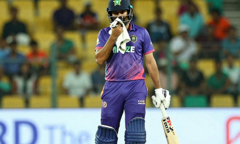 রামিজ রাজা ধারাভাষ্যে এলেও আসল হিসাব টেস্টের সূচিতে