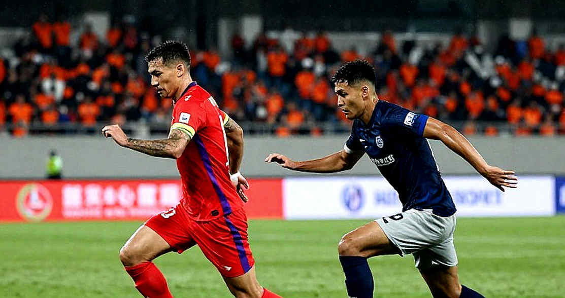 লেজারে লেখা ফুটবল: ব্লকচেইন, ফ্যান টোকেন আর হাফ-স্পেসের অদৃশ্য হিসাব